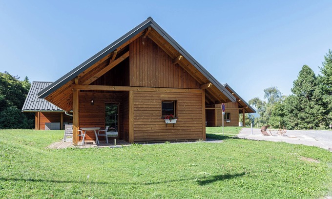 Faverges-Seythenex Ski Chalet | Chalet 'Belle Etoile - Val De Tamié' with Mountain View, Private Terrace and Wi-Fi