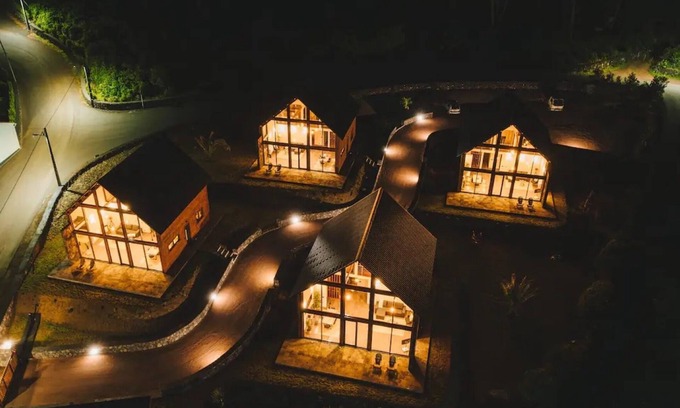 Sao Roque do Pico Ski Chalet | Chalet 'Cabanas Do Pico 1b' with Sea View, Wi-Fi and Air Conditioning