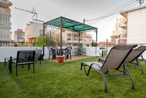 Grao de Gandia Apartment | Chalet con Vistas al Mar Piscina y Azotea de Ensueño
