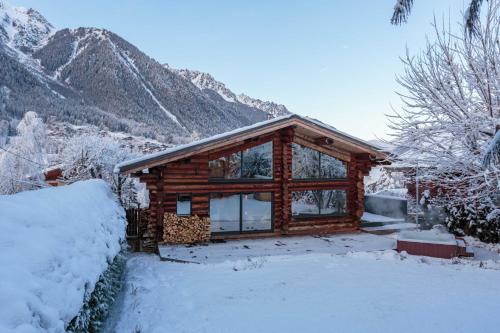 Chamonix-Mont-Blanc Ski Chalet | Chalet des Cimes - Chamonix All Year