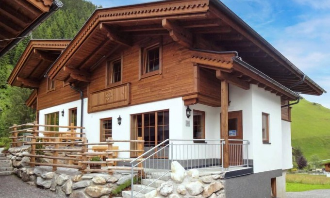 Tux House | Chalet Elisabeth by Interhome