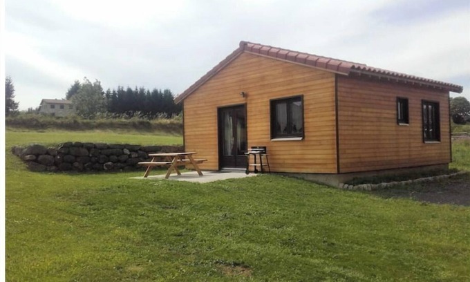 Cayres Ski Chalet | Chalet en Bois à la Campagne