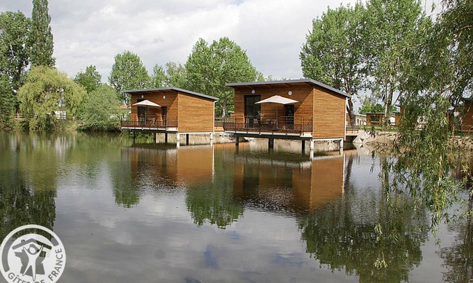 Veauchette Cottage | Chalet for 2-4 people with private terrace and pets allowed