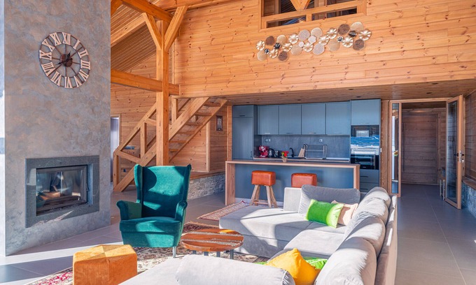 Razlog Ski Chalet | Chalet for up to 10 people with sauna nestled in the valley of 3 mountains