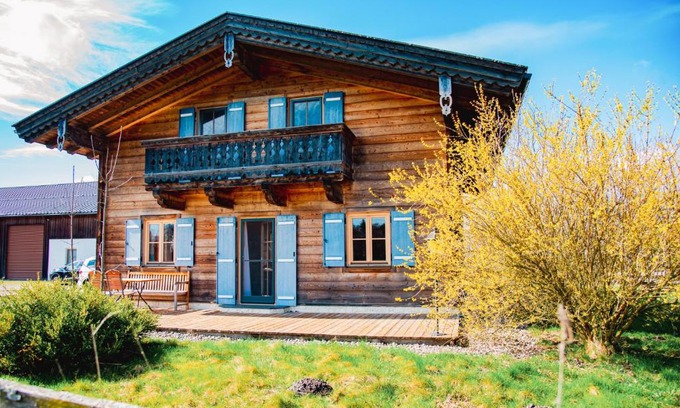 Ostermiething Ski Chalet | Chalet im Grünen in Seenähe
