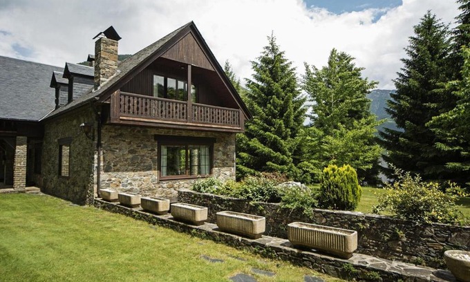 Vielha e Mijaran House | Chalet in Vielha near Baqueira Ski Resort