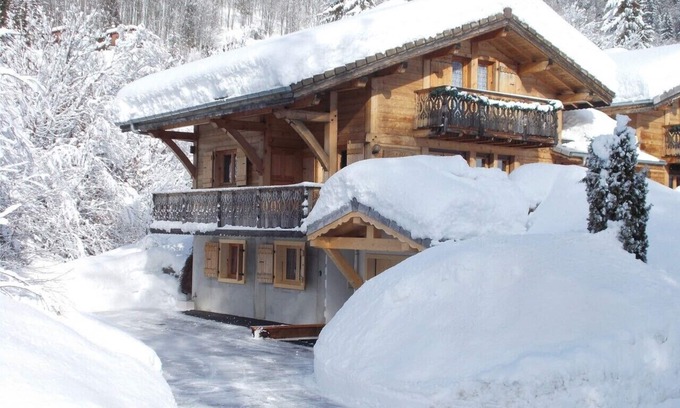 Les Gets Ski Chalet | Chalet JONQUILLE -