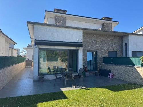 Barreda House | Chalet los Jardines