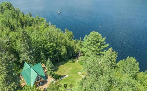 Chertsey Ski Chalet | Chalet Nid Vert