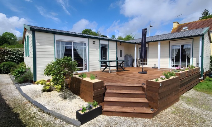 Caurel Ski Chalet | Chalet of Happiness by Lake Guerlédan