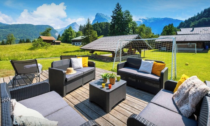 Samoens Ski Chalet | Chalet Pativerdan - mountain break for 10 with spa - OVO Network
