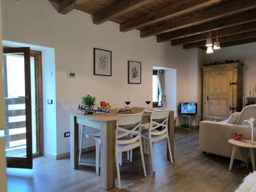 Teglio Apartment | Chalet San Gervasio by Holiday World