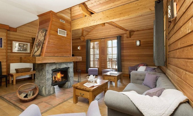 Bergers Ski Chalet | Chalet, ski-in/ski-out & foot of the slopes, terrace, fireplace or stove, parking, tv, 195-200m²