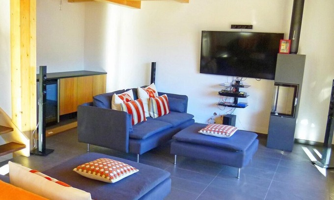 Heremence Villa | Chalet, wifi, balcony, fireplace or stove, parking, tv, ski locker, 150m², Thyon
