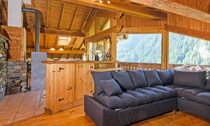 Peisey-Nancroix Ski Chalet | Chalet, wifi, sauna, balcony, parking, tv, ski locker, 230m², Peisey-Vallandry