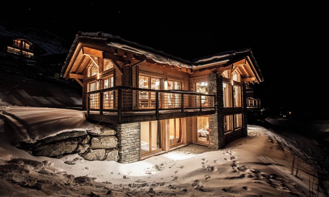 Nendaz Ski Chalet | Chalet Wildhorn, 2 steps from the Veysonnaz piste