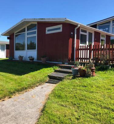 Llanybri Ski Chalet | Chalet18