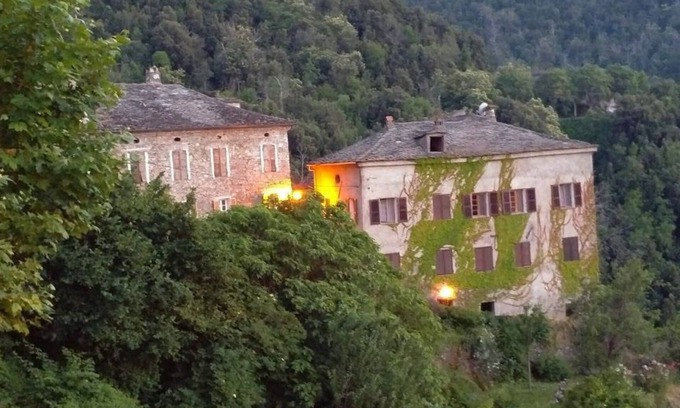 Castello-di-Rostino Bed & Breakfast | Chambre D'Hôtes La Marlotte