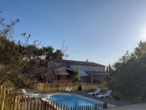 Alba-la-Romaine Bed & Breakfast | Chambre d hôte piscine spa