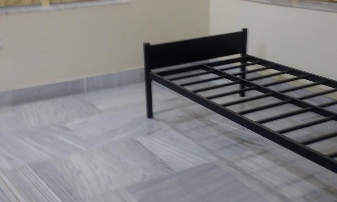 Chandannagar Bed & Breakfast | CHANDERNAGORE GUEST HOUSE (SE)