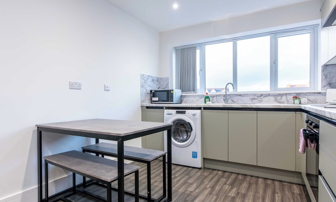 Long Eaton Apartment | Chapel Street Flat 5 - Parks & Leisure Spaces Nearby