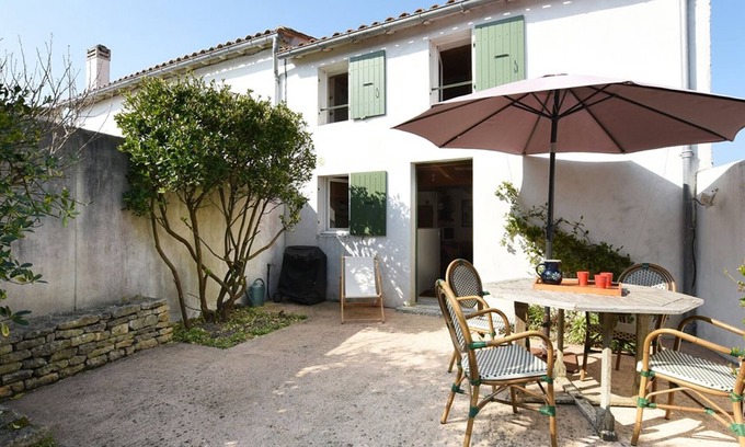 Saint-Clement-des-Baleines House | Charming Village House with Garden near Beach - 2BR, Modern Amenities, BBQ & Parking