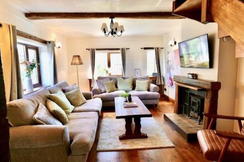 Shutford House | Characterful holiday home in Oxfordshire Cotswolds