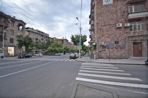 Kentron House | Charents 4 Guest house