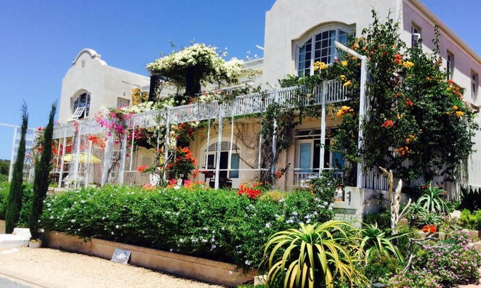 Still Bay Apartment | Charlotte House