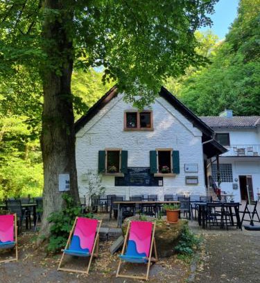 Deidesheim Apartment | Charlottes Waldresidenz