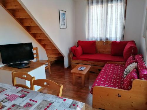 Saint-Etienne-en-Devoluy Ski Chalet | Charmant Chalet Duplex 6 Pers, Résidence 3* avec Piscine, Superdevoluy, à 300m des Pistes - FR-1-504-634