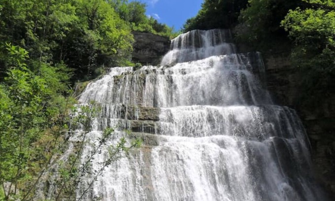 Morez Apartment | Charmant et Chaleureux F4 en RDC Avec sa Terrasse Privée