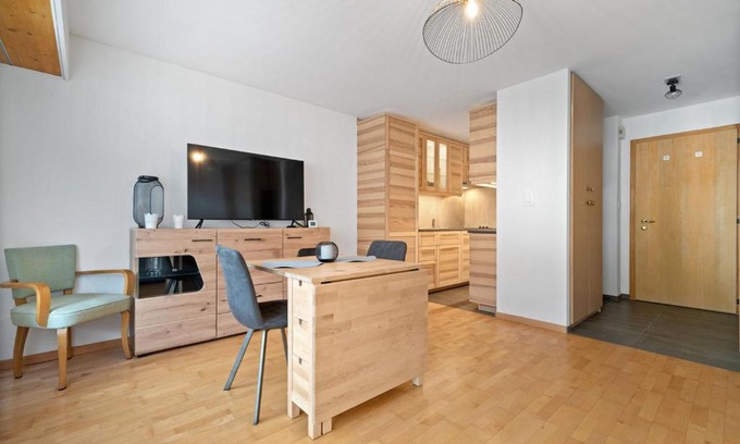 Ovronnaz Apartment | Charmant studio rénové situé dans les bains d'Ovronnaz, immeuble les Sources