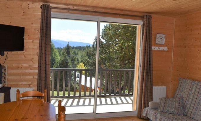 Bolquere Apartment | Charmant T2 cabine 35m² avec terrasse, exposition sud-ouest, bien équipé, Bolquère, sans animaux - FR-1-592-37