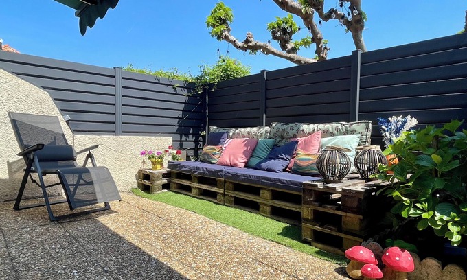 Mimizan-Plage House | Charmante Petite Maison 52m2 Avec Terrasse Aménagée 25 m2 et 1 Place de Parking