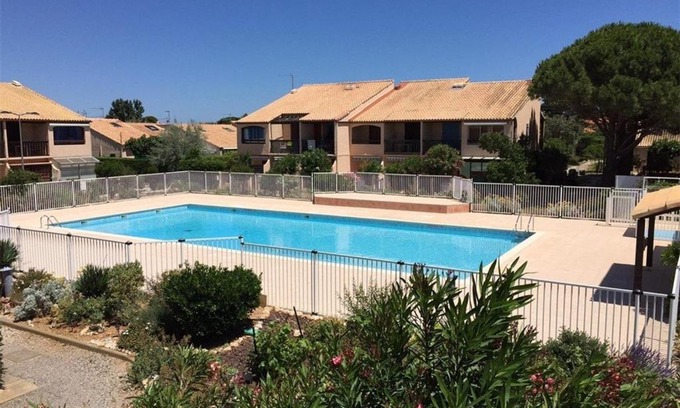 La Franqui Villa | Charmante Villa T2 Mezzanine avec Piscine, Terrasse et Parking - Plage à Proximité - FR-1-81-370