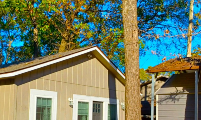 Siloam Springs House | Charming 1-bedroom house with AC and WiFi in tranquil Siloam Spring