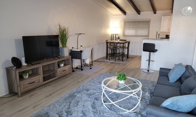 Inglewood Apartment | Charming 1-bedroom apartment in welcoming Inglewood with AC, WiFi