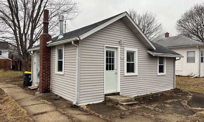 Hanover House | Charming 1-bedroom house - 2beds - in delightful Hanover with WiFi, AC