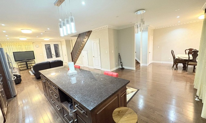 Upper Beaches House | Charming 1-bedroom private with attached washrooms room available