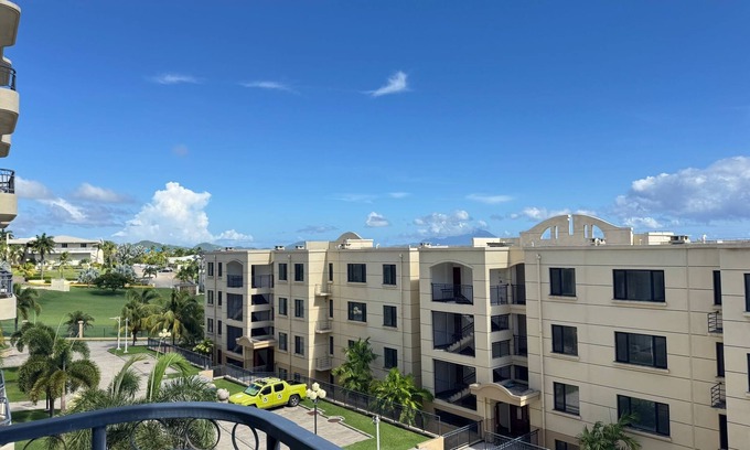 Challengers Resort | Charming 1-bedroom resort in lovely Trinity with AC