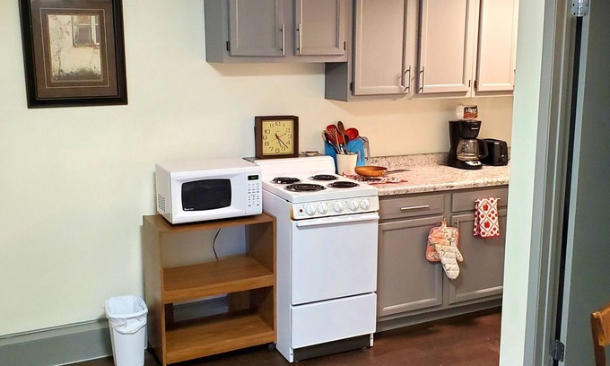 Tomah Apartment | Charming 1-bedroom split-level apartment with WiFi in Tomah