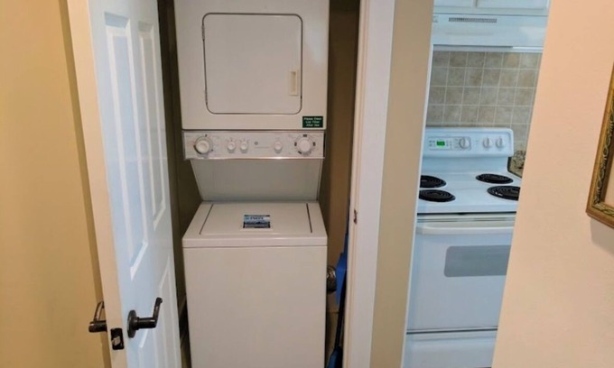 Lackey Condo | Charming 1-bedroom condo in wonderful Williamsburg with all the amenities!