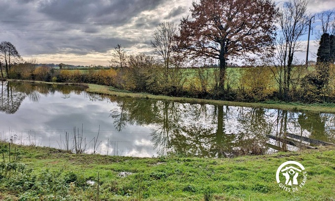 Bonchamp-les-Laval Cottage | Charming 16th-Century Cottage with Private Lake near Laval