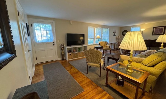 Seville House | Charming 1930's restored 3 bedroom home in Historic Seville. Ohio