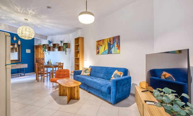 Msida Apartment | Charming 2-Bedroom Apartment with Balconies MGAJ1-1