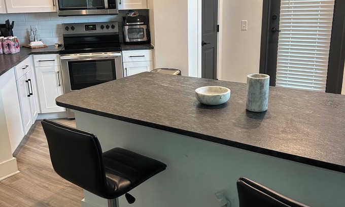 Pooler Apartment | Charming 2-bedroom apartment with AC, fitness room in lovely Pooler