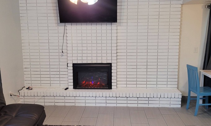 Orem Apartment | Charming 2-bedroom apartment with WiFi, AC in quaint Orem