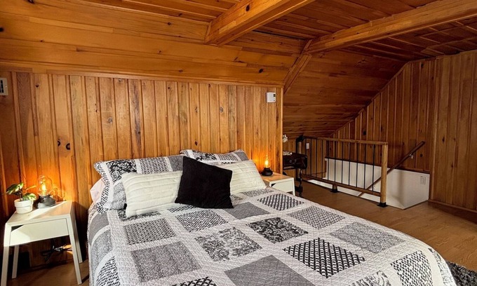 Boischatel House | Charming 2-bedroom house in beautiful Boischatel with WiFi