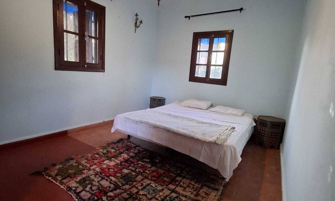 Hivernage House | Charming 2-bedroom farmhouse with AC, WiFi in the lovely Marrakech countryside